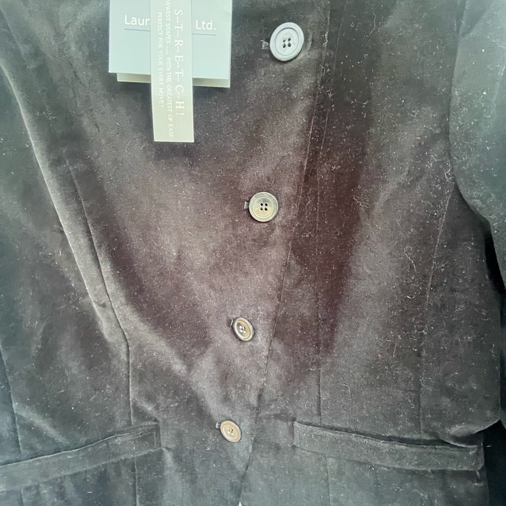 Laura Leigh Black Velvet Cropped Blazer - Picture 6 of 9